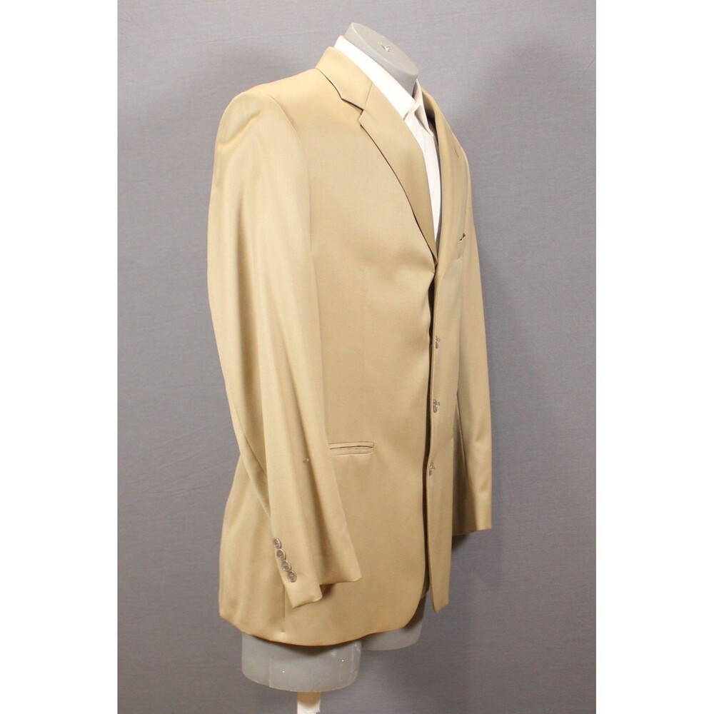 Men's Tan Suit - Picture 4 of 13